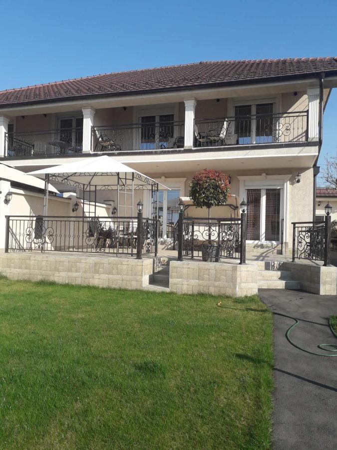 Apartments Exclusive Белград Экстерьер фото